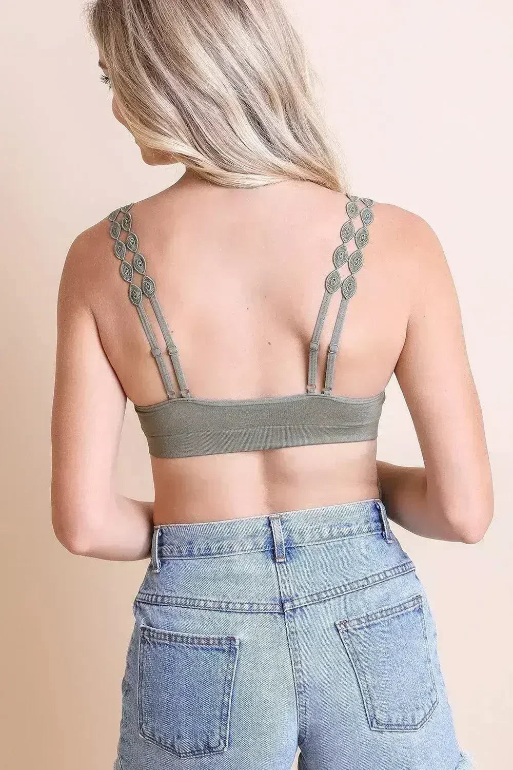 Bralette brodée en dentelle ajourée