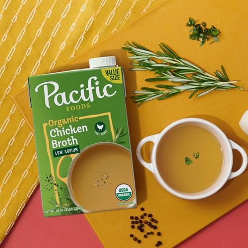 Bouillon de poulet bio fermier faible en sodium Pacific Foods, carton de 1,4 L