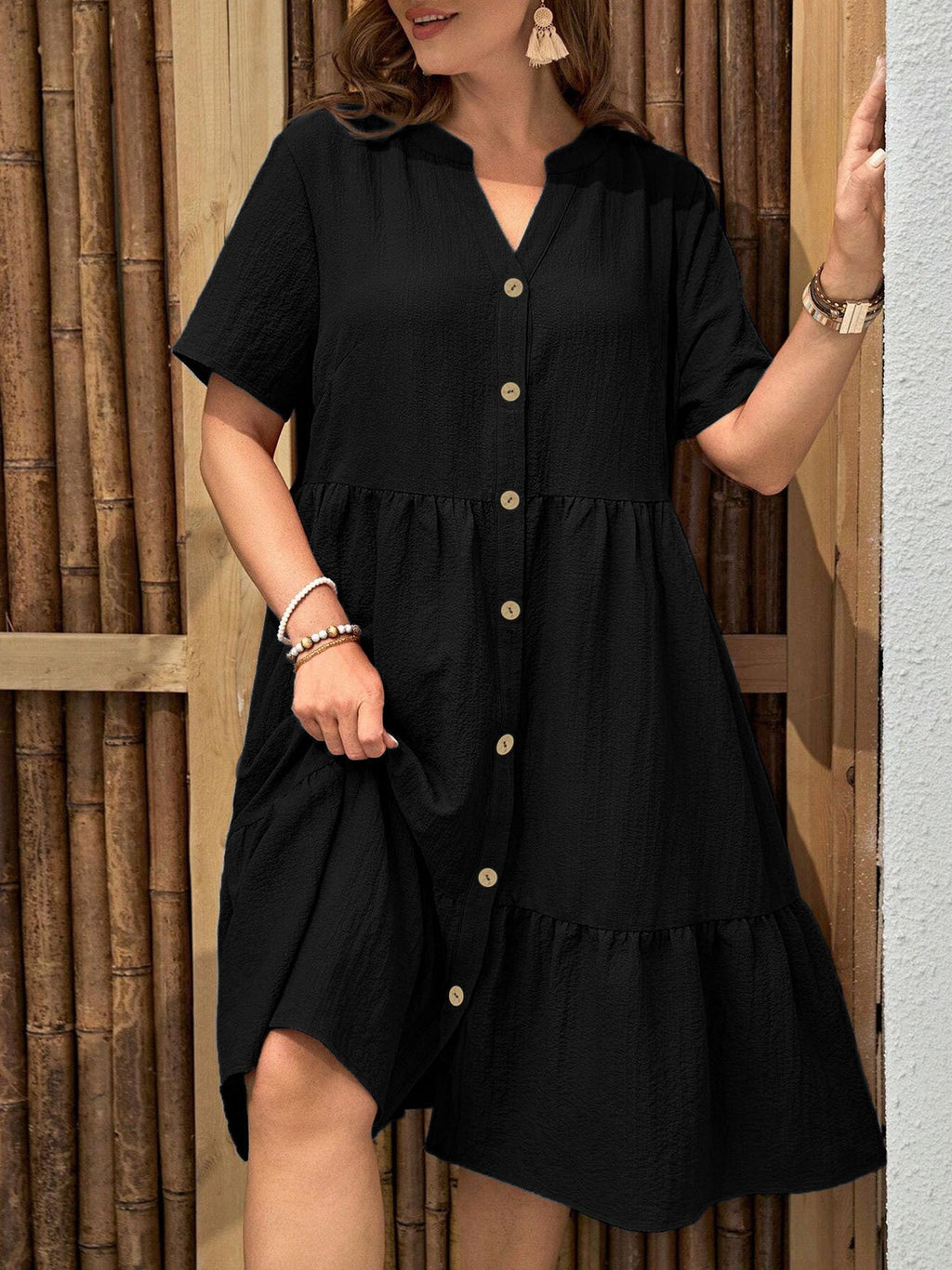 Robe mi-longue à col en V boutonnée grande taille