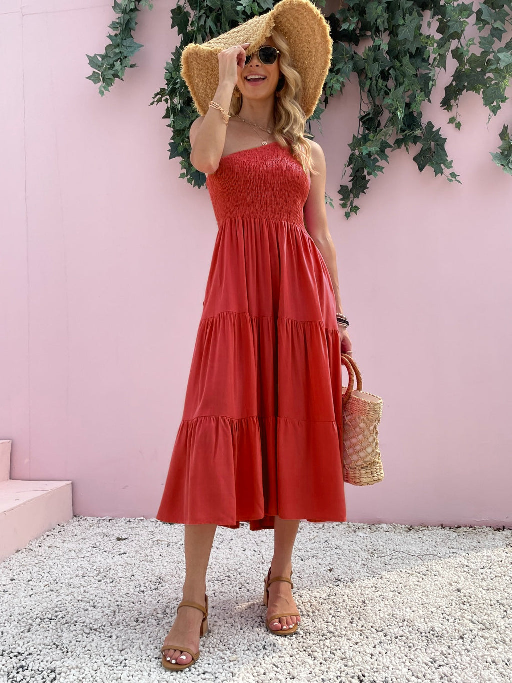 Robe Longue d'Été Sans Manches à Épaule Dénudée et Smocks Élégante et Confortable Robe Légère