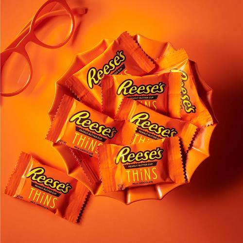 Reeses Thins Coupes Beurre de Cacahuètes et Chocolat au Lait, Sachet Familial, 209 g