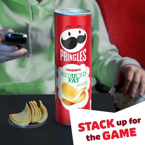 Tuiles de pommes de terre Pringles, collations pour le déjeuner, collations nomades, teneur réduite en matières grasses, boîte de 139 g (1 boîte)