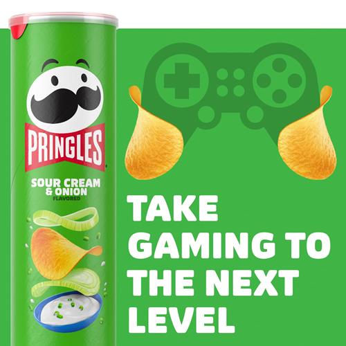 Pringles Croustilles, Collations pour le déjeuner, Collations sur le pouce, Crème aigre et oignon, Boîte de 155g (1 boîte)