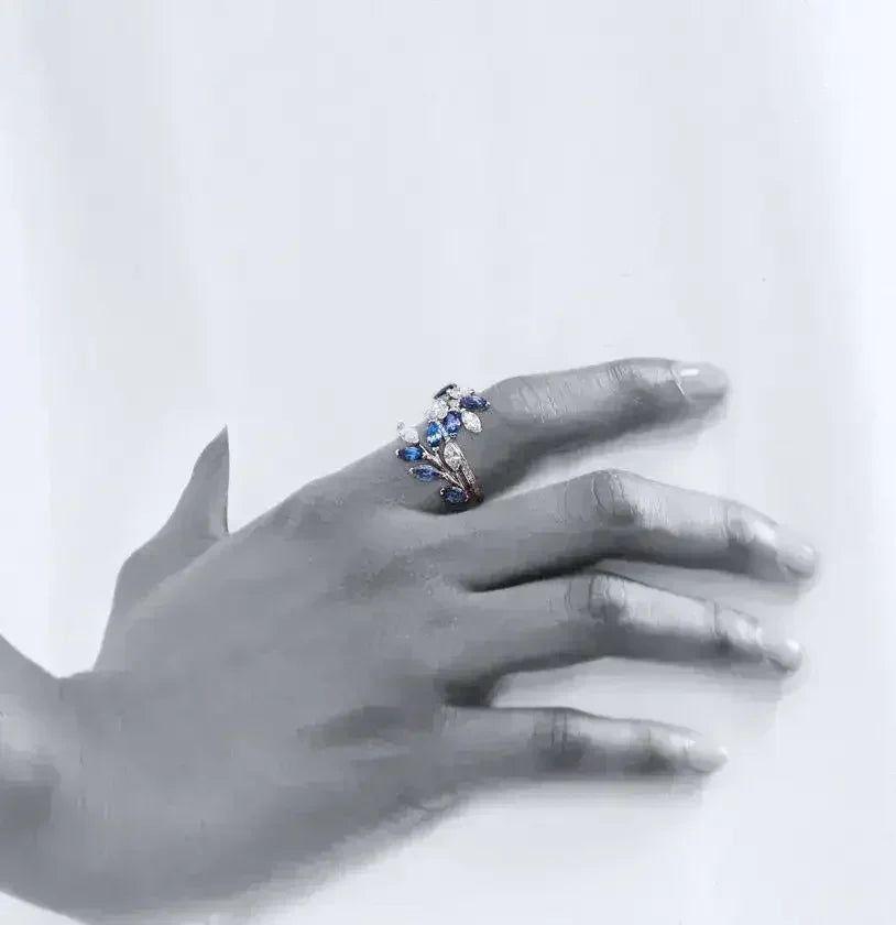 Bague Entourage Vigne Grappe de Fleurs Diamant à Haute Teneur en Carbone