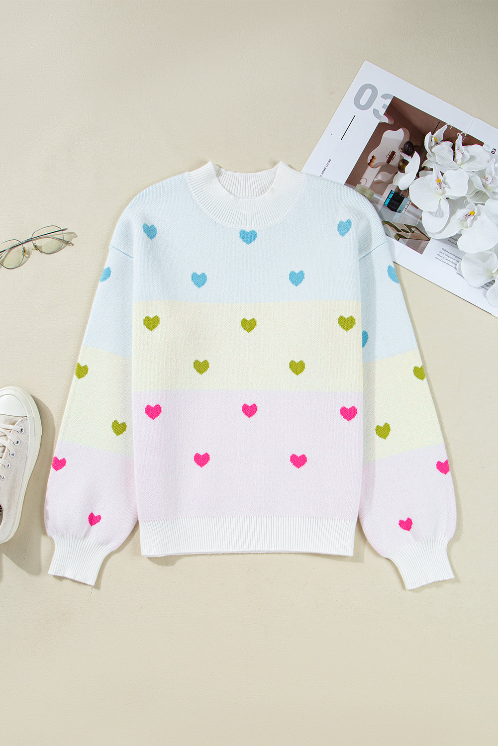 Pull à col montant color block et motif cœurs multicolores