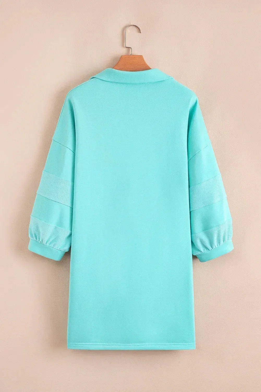 Robe Courte Moonlight Jade à Manches Longues Patchwork et devant cintrée