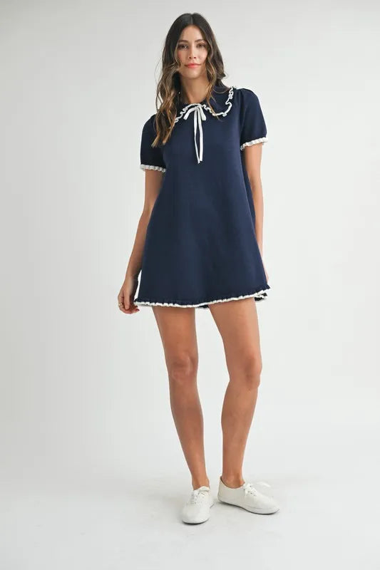 Mini-robe pour femme en maille fine à col volanté – Mini-robe volantée, Robe en maille fine, Robe à col, Mini-robe féminine, Robe en maille chic