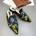 Pantoufles brodées en fourrure pour femmes, mules en velours, chaussures plates, décoration florale, talons bas, chaussures plates en cuir à enfiler, sandales sans talon pour filles, chaussures de travail pour femmes