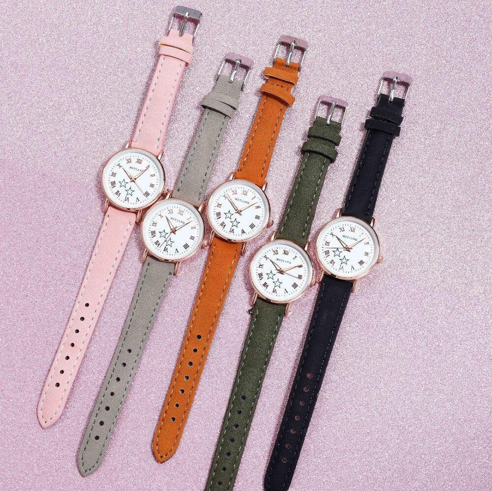 Montres à quartz Fashion Girls - Ensemble bracelet, montre à cadran lumineux, montre-bracelet décontractée en cuir pour femmes, bracelet en cuir fin, montre à quartz analogique décontractée minimaliste et simple.