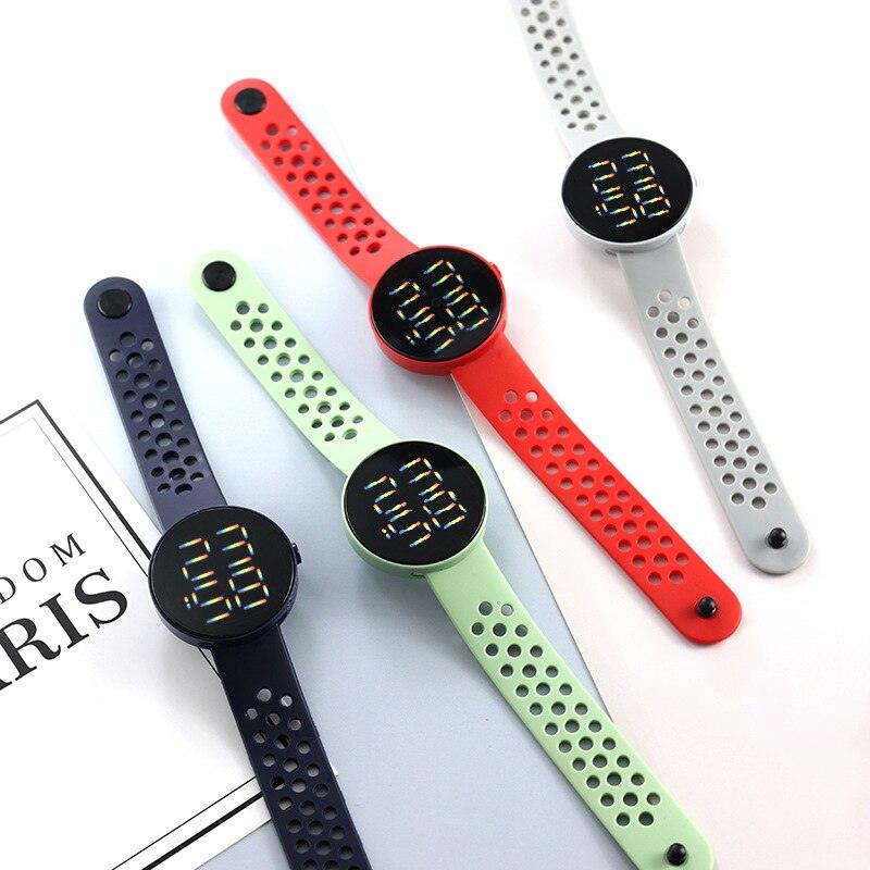 Montre En Silicone Tendance Pour Enfants, Montre-Bracelet Électronique De Sport À Écran Tactile LED, Montre De Sport Numérique Ultra-Mince Pour Garçons Et Filles, Montre-Bracelet Tendance En Acier Inoxydable Pour Hommes Et Femmes
