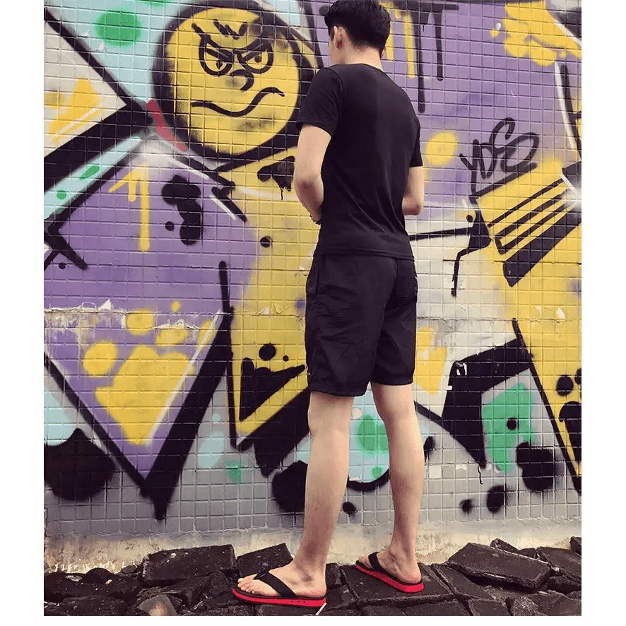 Pantoufles d'été tendance grande taille pour hommes et femmes, massage antidérapant, sandales cool d'extérieur, pantoufles respirantes à semelle épaisse