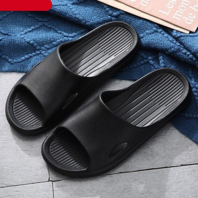 Tongs d'été pour femmes - Chaussons pour femmes - Sandales plates légères et souples pour femmes - Antidérapantes - Pour la plage, la piscine, la salle de bain