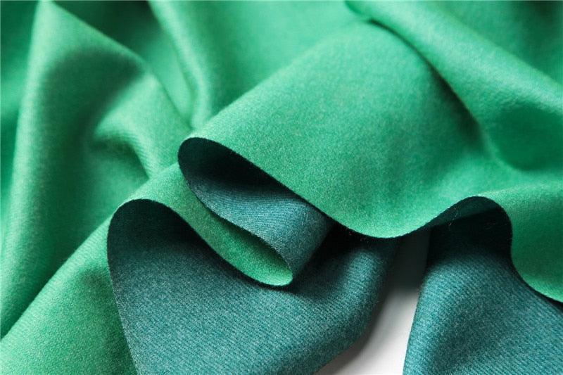 Écharpe d'hiver unie douce en cachemire léger, châle en cachemire, écharpe légère, châle, hijab, châle, écharpe élégante, couverture, bandana à pompons pour femme