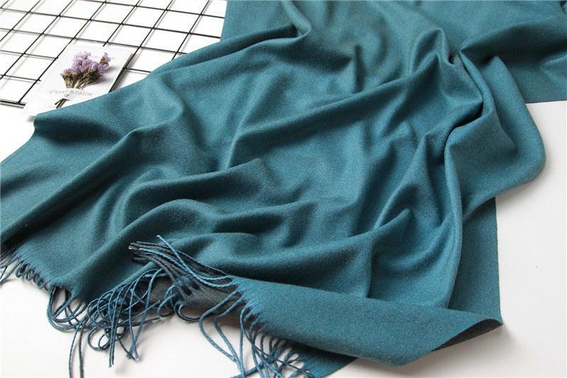 Écharpe d'hiver unie douce en cachemire léger, châle en cachemire, écharpe légère, châle, hijab, châle, écharpe élégante, couverture, bandana à pompons pour femme