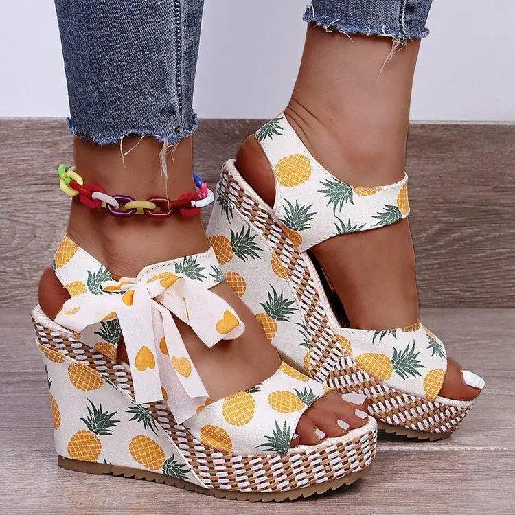 Sandales pour Femmes de Luxe Design Élégant Matériaux de Haute Qualité Sandales d'Été Stylées pour Femmes