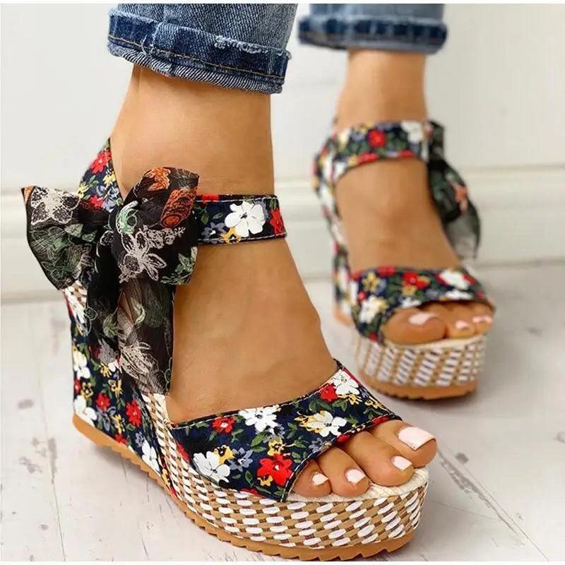 Sandales pour Femmes de Luxe Design Élégant Matériaux de Haute Qualité Sandales d'Été Stylées pour Femmes