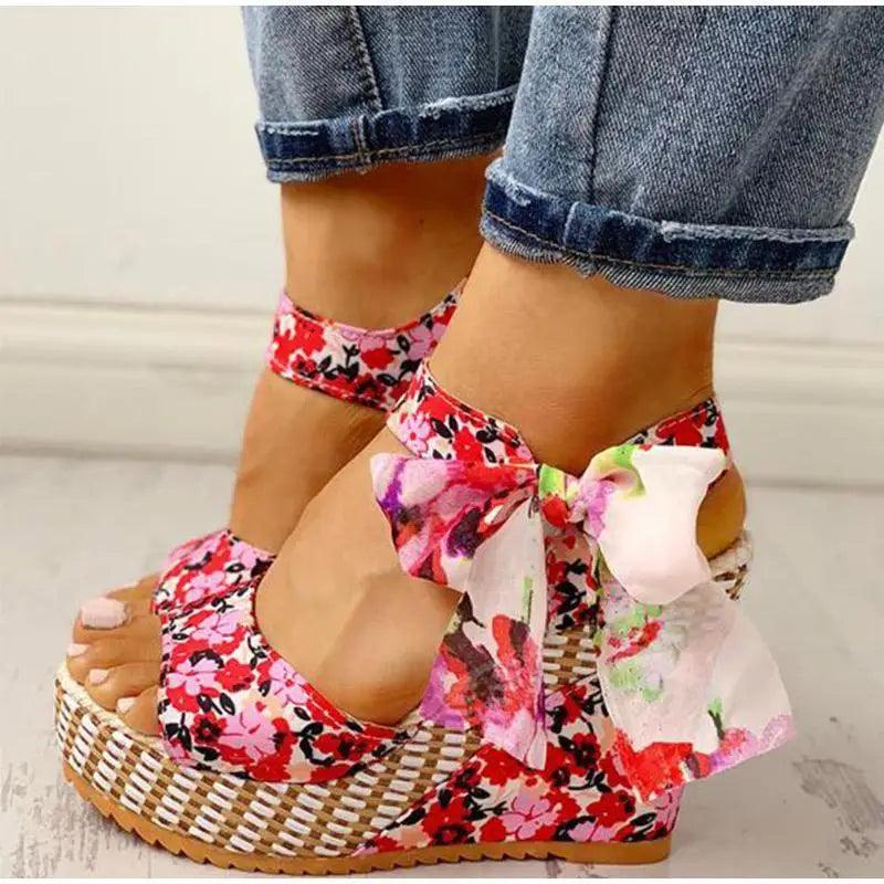 Sandales pour Femmes de Luxe Design Élégant Matériaux de Haute Qualité Sandales d'Été Stylées pour Femmes