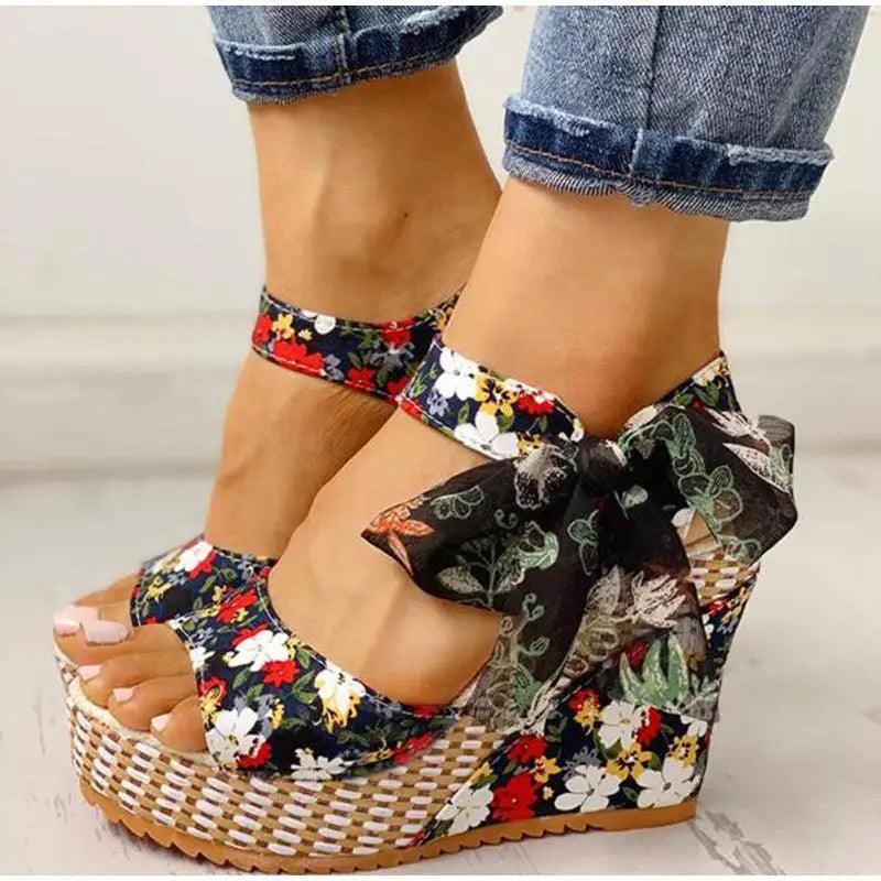 Sandales pour Femmes de Luxe Design Élégant Matériaux de Haute Qualité Sandales d'Été Stylées pour Femmes