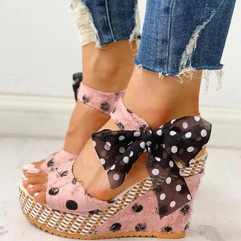 Sandales pour Femmes de Luxe Design Élégant Matériaux de Haute Qualité Sandales d'Été Stylées pour Femmes