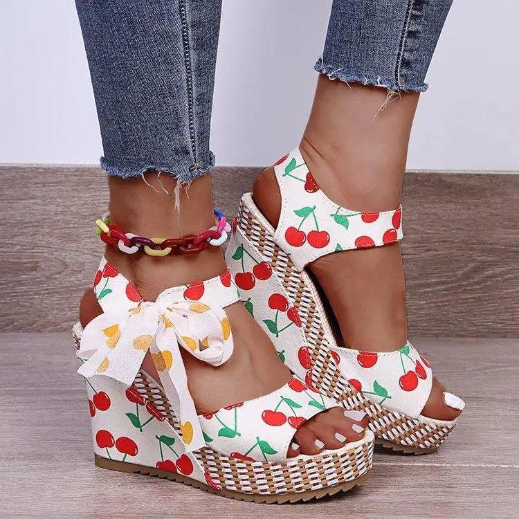 Sandales pour Femmes de Luxe Design Élégant Matériaux de Haute Qualité Sandales d'Été Stylées pour Femmes