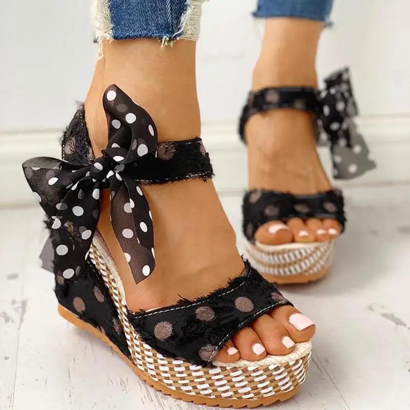 Sandales pour Femmes de Luxe Design Élégant Matériaux de Haute Qualité Sandales d'Été Stylées pour Femmes