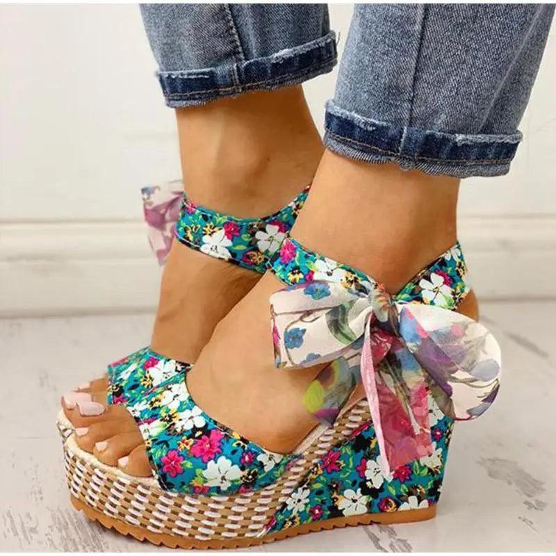 Sandales pour Femmes de Luxe Design Élégant Matériaux de Haute Qualité Sandales d'Été Stylées pour Femmes
