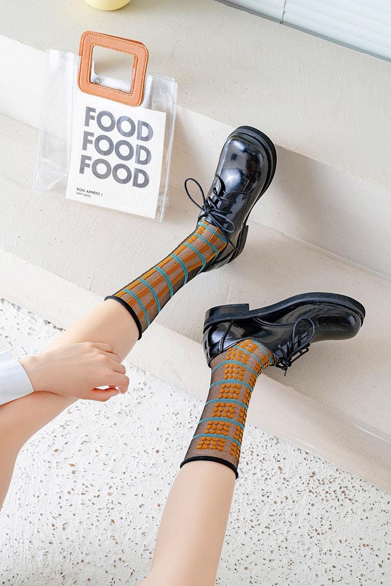 Chaussettes mode femme, nouvelles, printemps-été, fines en maille, longues, imprimées, décontractées, respirantes, à fleurs fraîches, style coréen, couleurs fines pour femme.