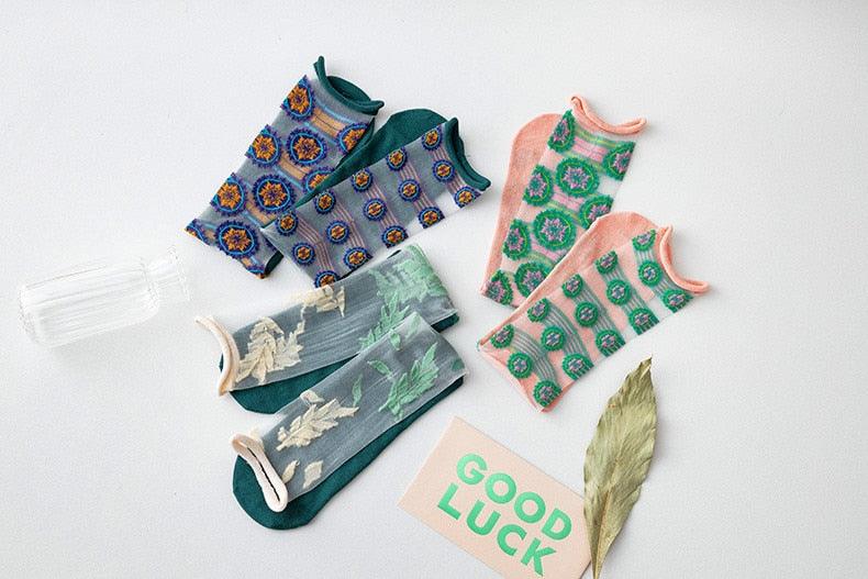 Chaussettes mode femme, nouvelles, printemps-été, fines en maille, longues, imprimées, décontractées, respirantes, à fleurs fraîches, style coréen, couleurs fines pour femme.