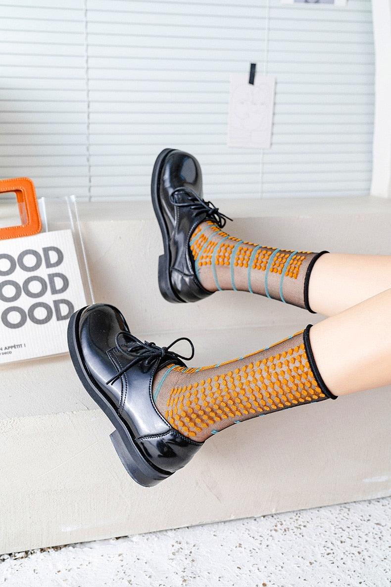 Chaussettes mode femme, nouvelles, printemps-été, fines en maille, longues, imprimées, décontractées, respirantes, à fleurs fraîches, style coréen, couleurs fines pour femme.