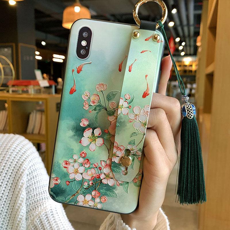 Coque de téléphone à motif floral tendance pour iPhone 11 12 13 14 Pro MAX X XS MAX XR 8 7 6 6s Plus X, étui souple avec dragonne et pompon, antichoc, coque arrière rigide, fine, protection intégrale, tendance, mignonne, élégante pour femme
