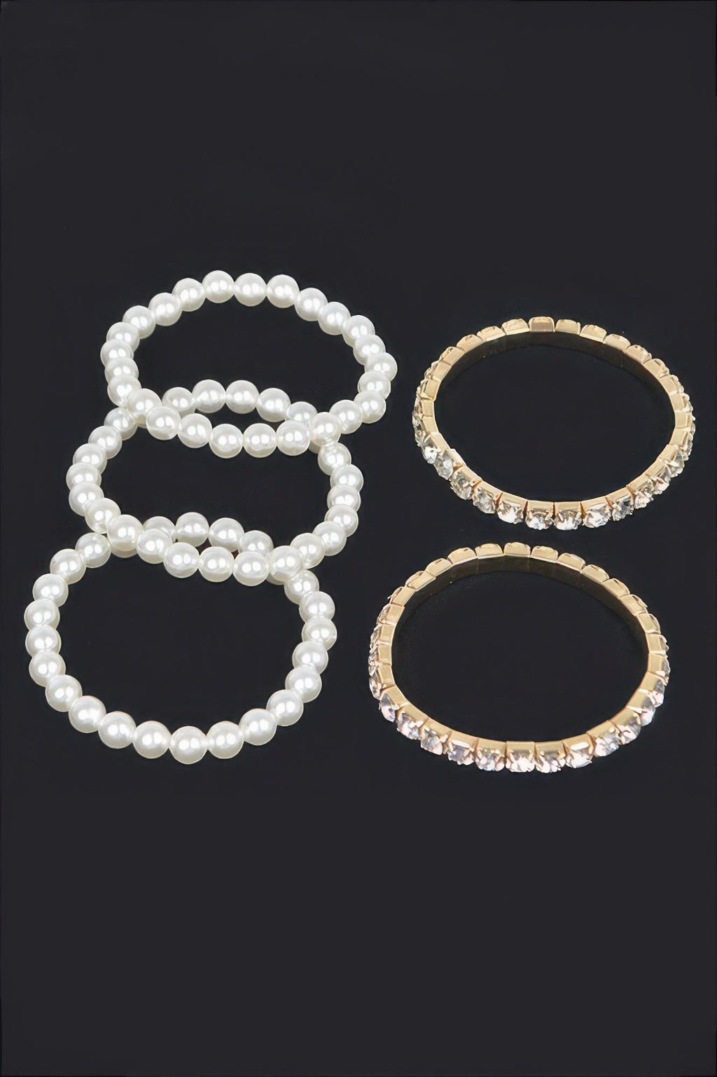 Bracelet extensible en fausses perles et strass