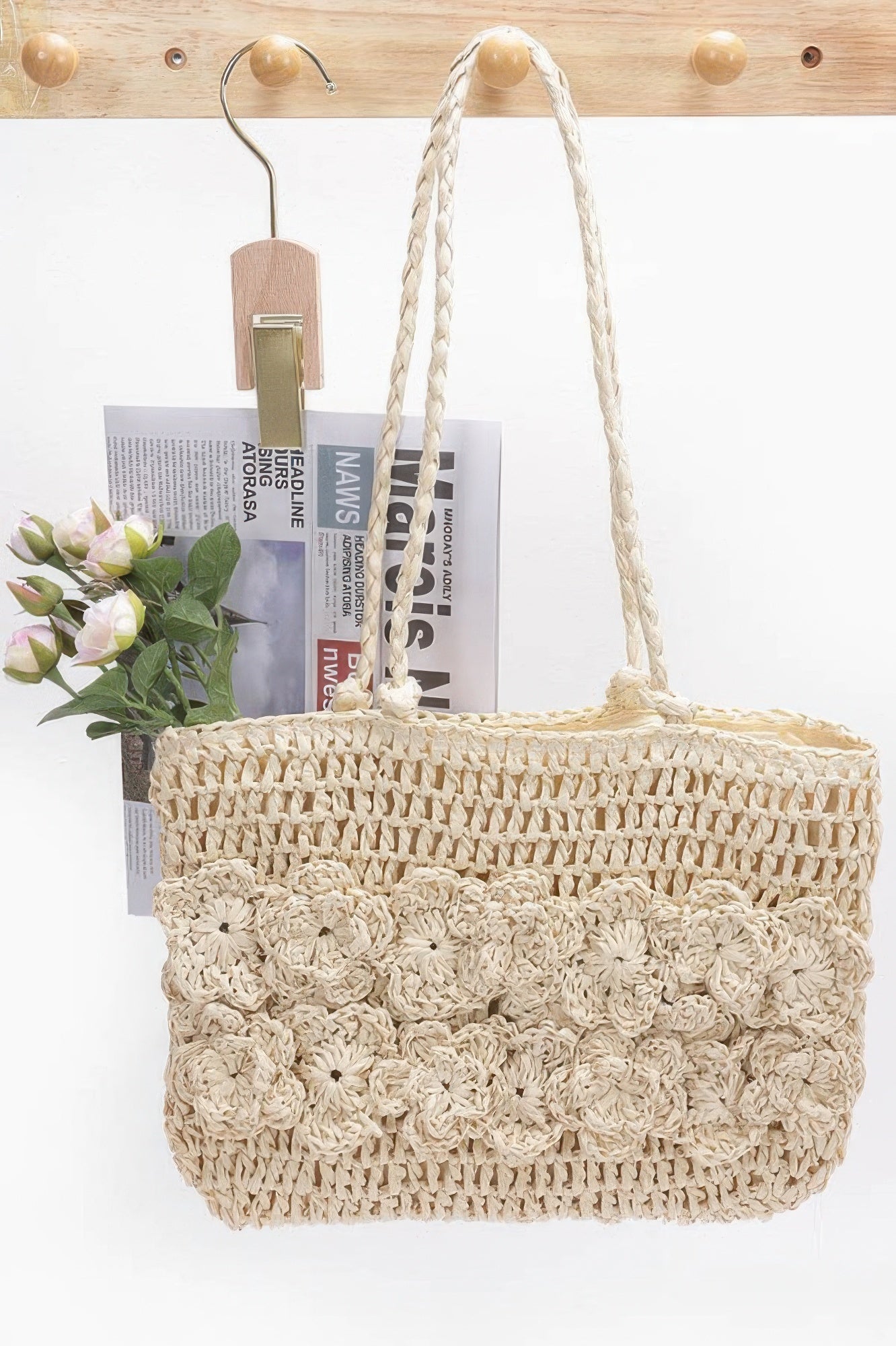 Sac fourre-tout en fausse paille avec motifs de fleurs multiples