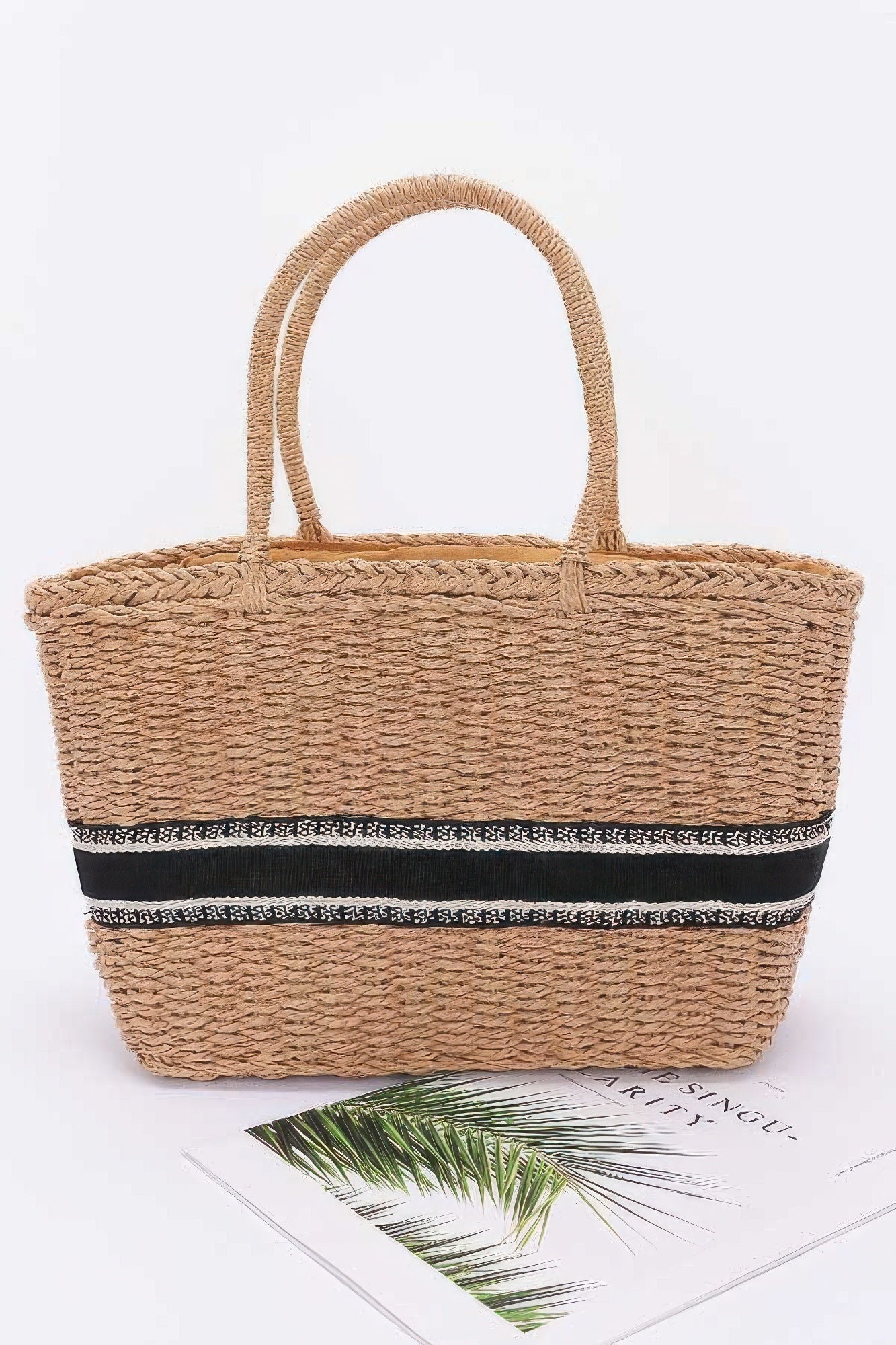 Sac cabas en paille synthétique