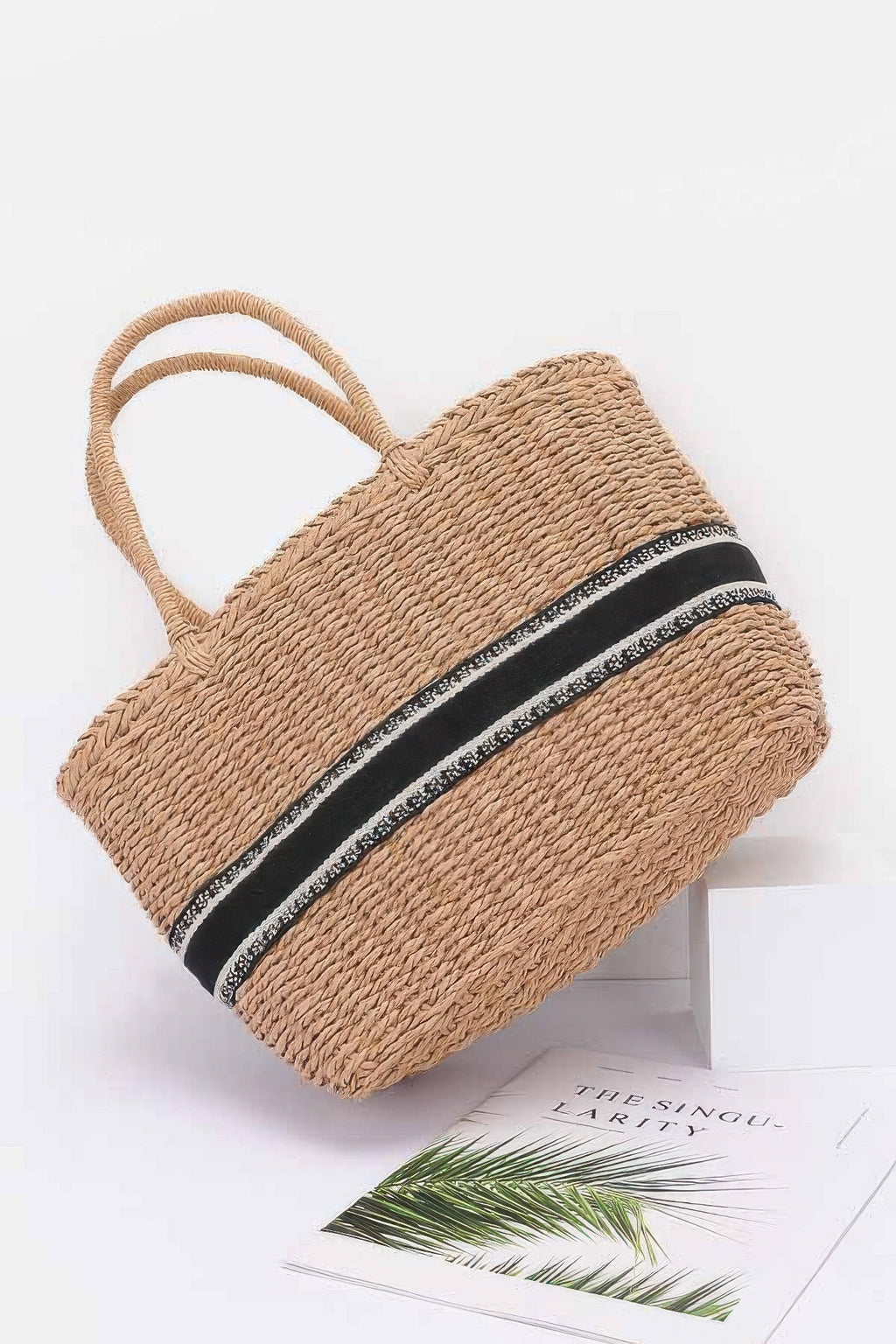 Sac cabas en paille synthétique