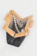 Pochette en similicuir paille et bois avec chaîne en fausses perles