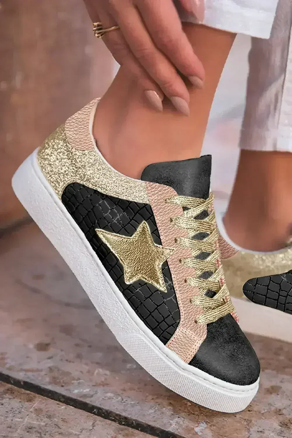 Baskets à lacets en similicuir PU à motif étoiles à paillettes dorées