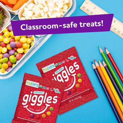 Bonbons Chewy Yumearth Organic Giggles – Hypoallergéniques, Sans Colorants Artificiels, Sans OGM, Sans Gluten, Goût Fruité, Bonbons Vegans Sans Arômes Artificiels, 0.5 Oz (Boîte De 15) ?