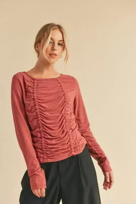 T-shirt à manches longues avec fronces devant - Haut amincissant | Femstylo