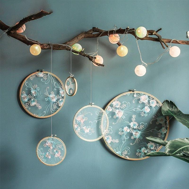 Support de Présentation Rond Plat en Broderie de Filet Filet de Fil Ornements de Mariage Décorations Murales Décoration Tendance pour Salon ou Chambre Art Mural Unique