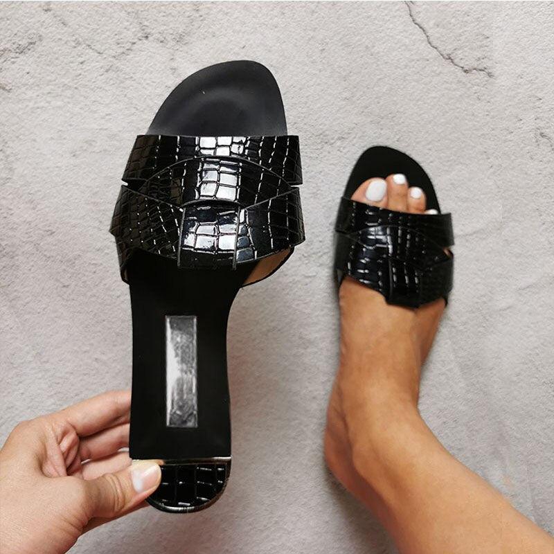 Chaussures plates pour femmes, sandales d'été en cuir couleur bonbon, à bout ouvert, décontractées, confortables, mocassins à enfiler pour femmes, chaussures plates élégantes pour femmes