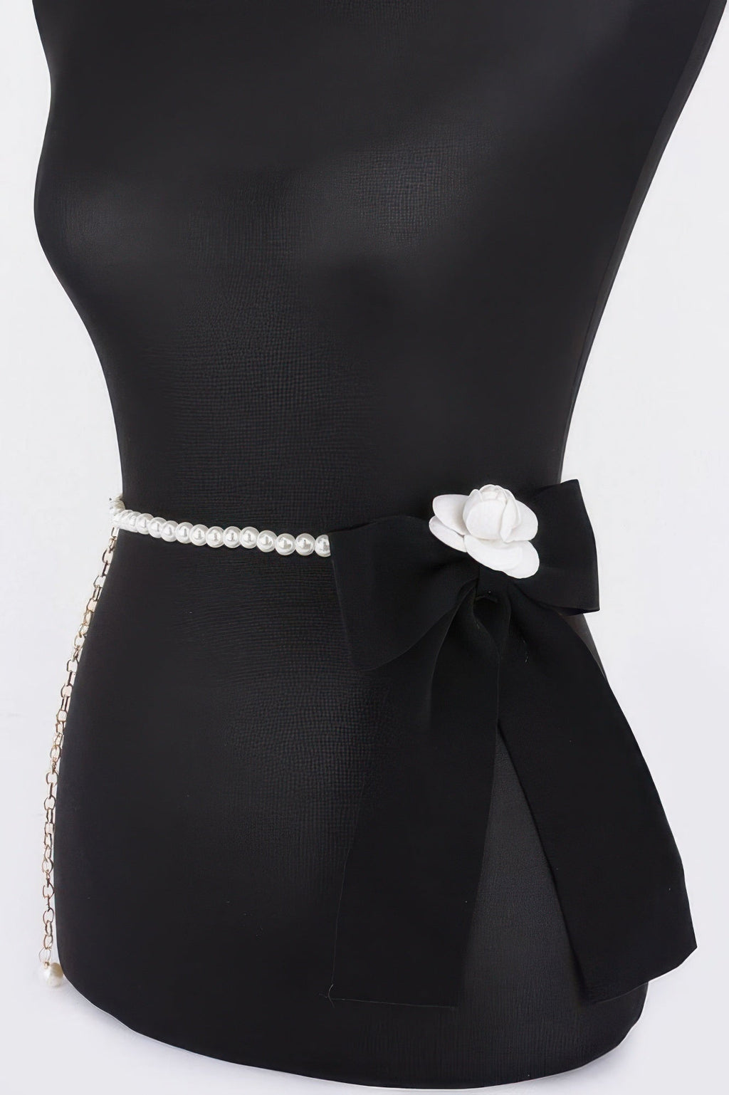 Ceinture fleurie à fausses perles