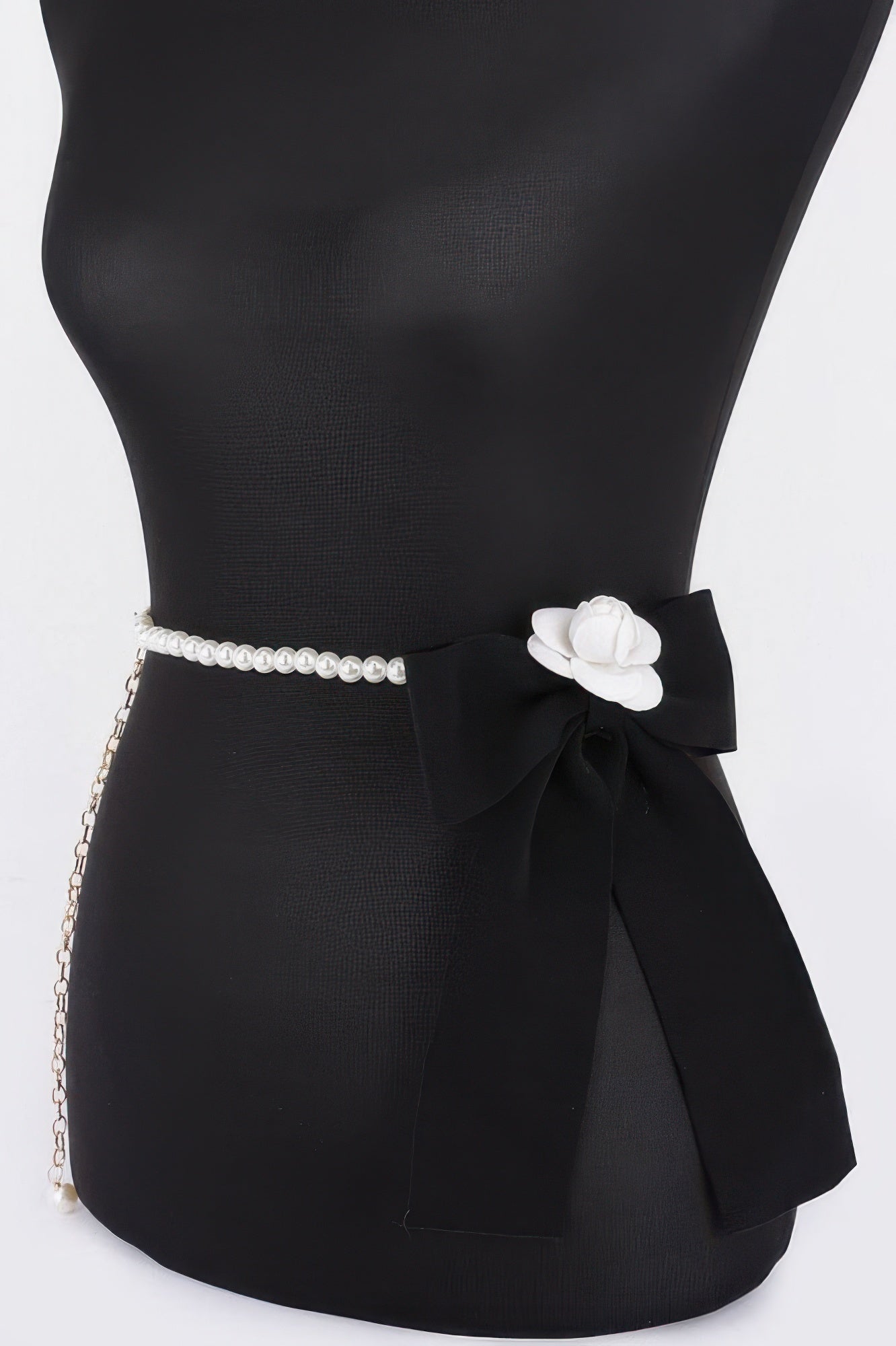 Ceinture fleurie à fausses perles