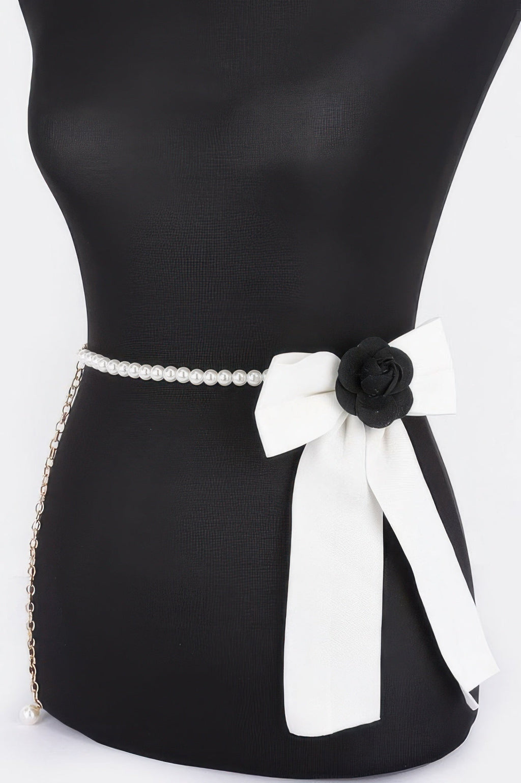 Ceinture fleurie à fausses perles