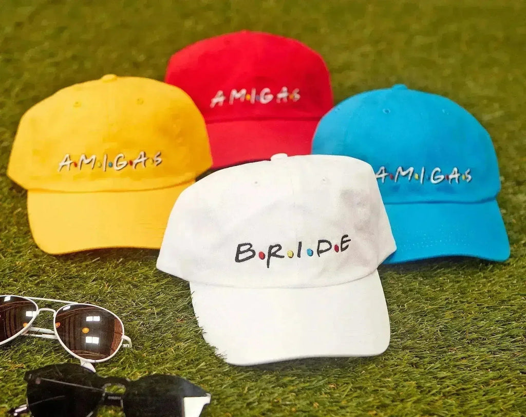 Chapeaux d'enterrement de vie de jeune fille pour amies - Casquettes de fête Mariée et Amigas | Femstylo