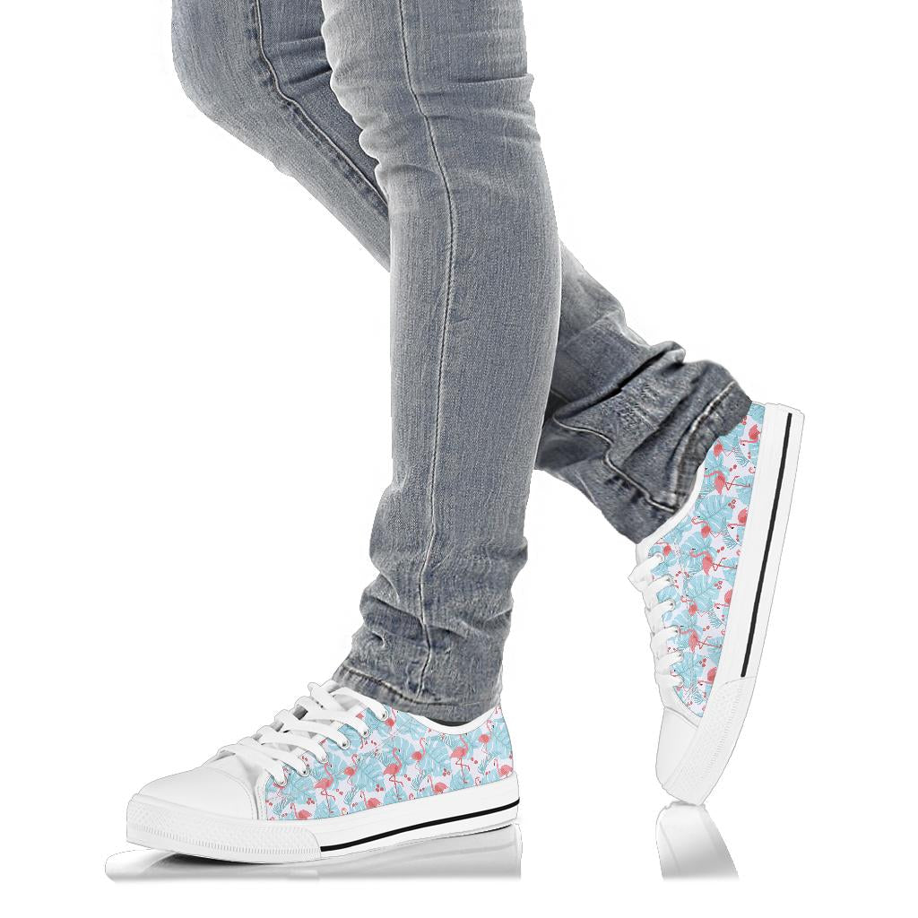 Chaussures basses bleu flamant et fleurs