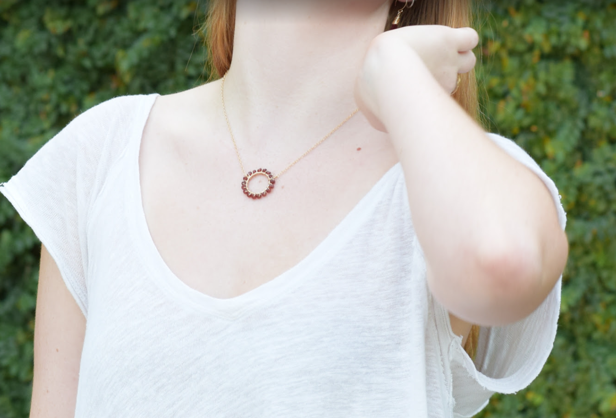 Collier halo grenat