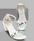 Sandale à talons blanc cassé pour femme