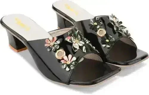 Sandales à talons noirs pour femmes