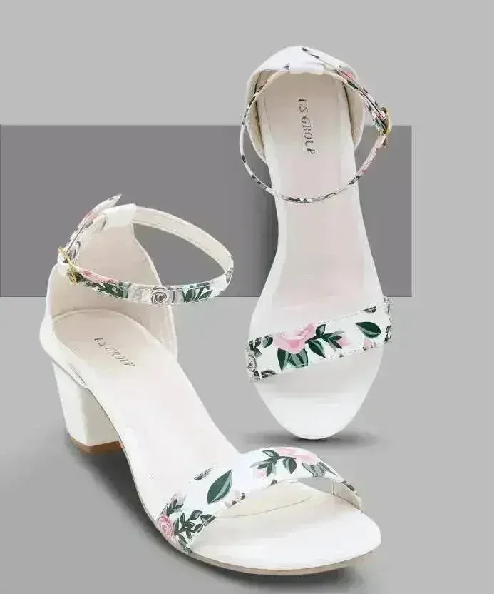 Sandale à talons blanc cassé pour femme