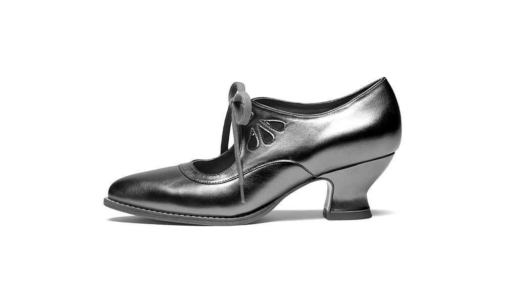 Gibson Edwardian Leather Shoes (Antique Gold)